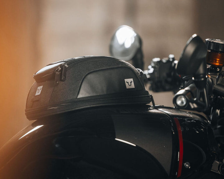 SW-Motech 3.5-5.5L Legend Gear Magnetic Tank Bag