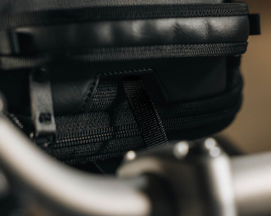 SW-Motech 3.5-5.5L Legend Gear Magnetic Tank Bag