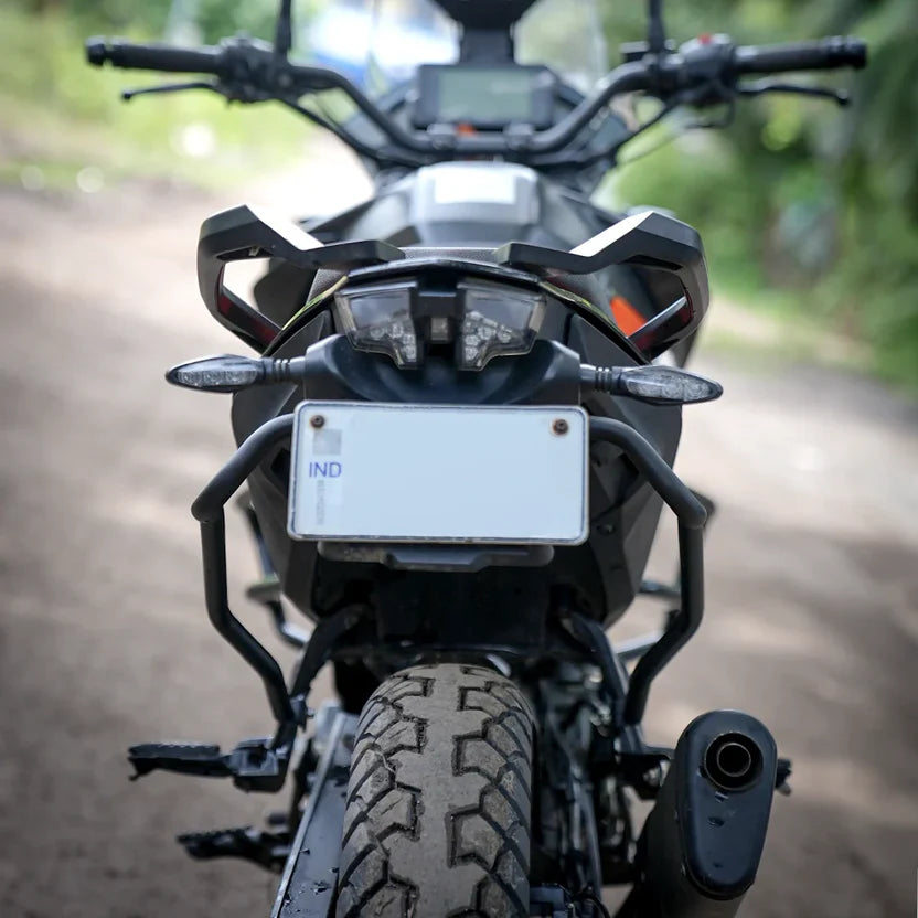 ViaTerra- SADDLEBAG STAY – KTM Adventure 250/390 (2020-2024)