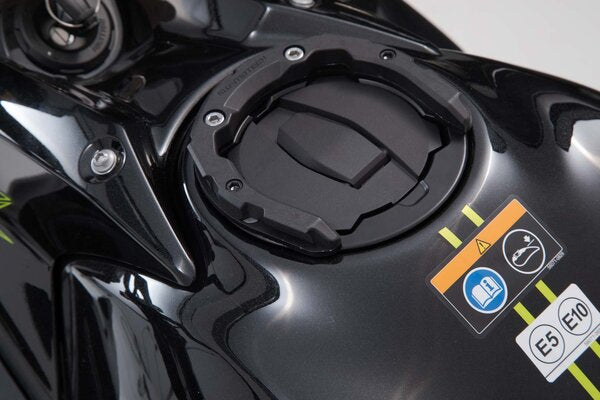 SW-Motech Quick Lock PRO Tank Ring Kawasaki Z650 / Ninja 650