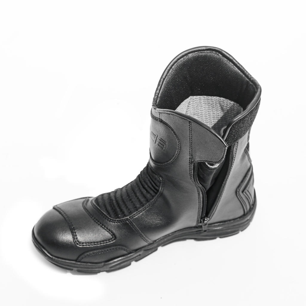 Raida- Discover Motorcycle Boots